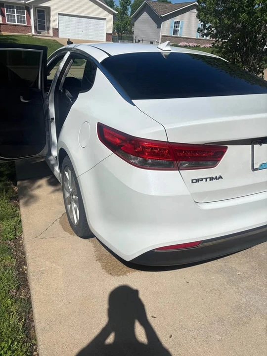 2016 Kia Optima/K5 - Image 2 of 20