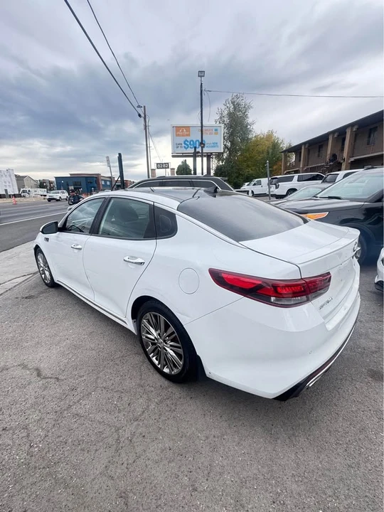 2016 Kia Optima/K5 - Image 2 of 10