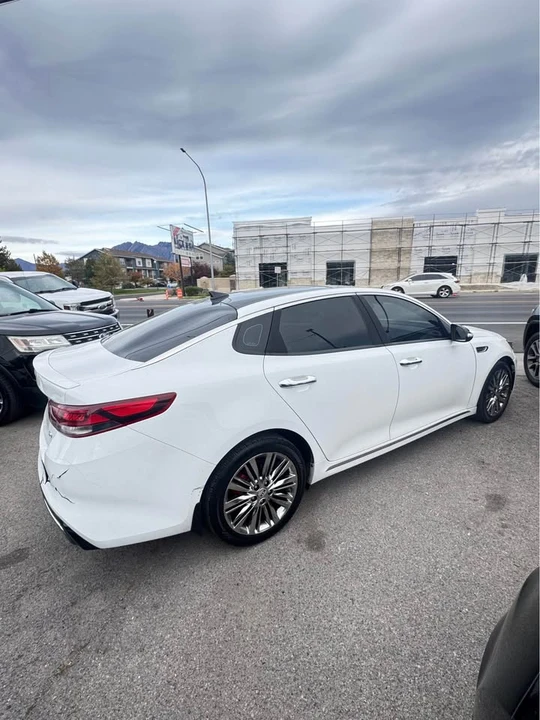 2016 Kia Optima/K5 - Image 4 of 10