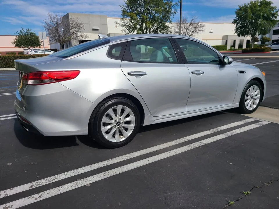 2016 Kia Optima/K5 - Image 15 of 20