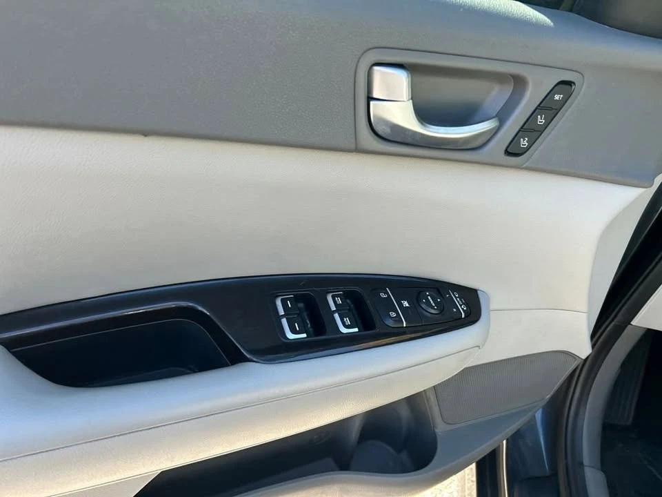 2016 Kia Optima/K5 - Image 12 of 19
