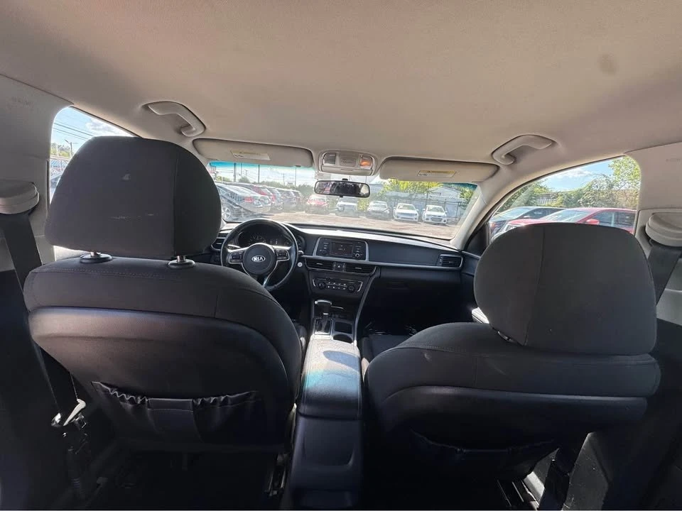 2016 Kia Optima/K5 - Image 10 of 12