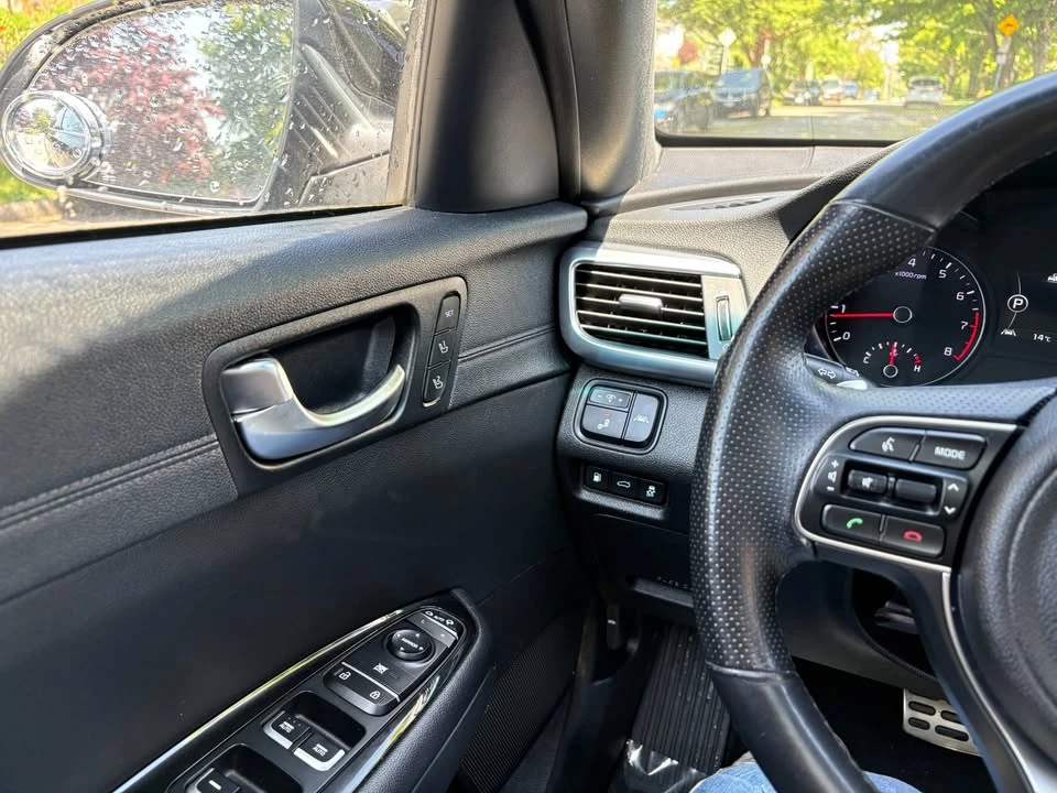 2016 Kia Optima/K5 - Image 14 of 19