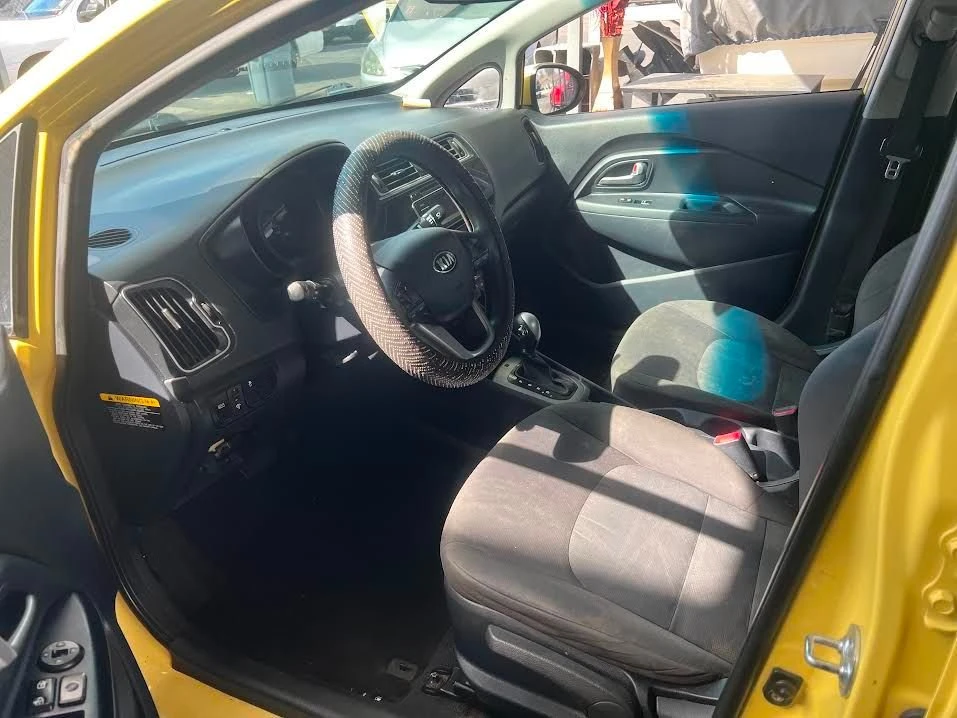 2016 Kia Rio - Image 3 of 6