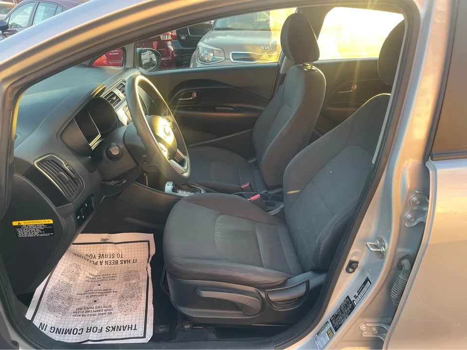 2016 Kia Rio - Image 12 of 19