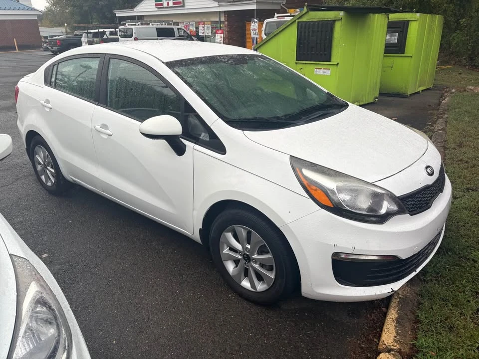 2016 Kia Rio - Image 2 of 12