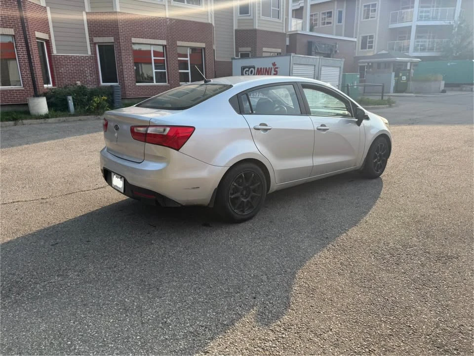 2016 Kia Rio - Image 2 of 6