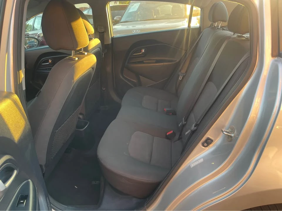 2016 Kia Rio - Image 14 of 19