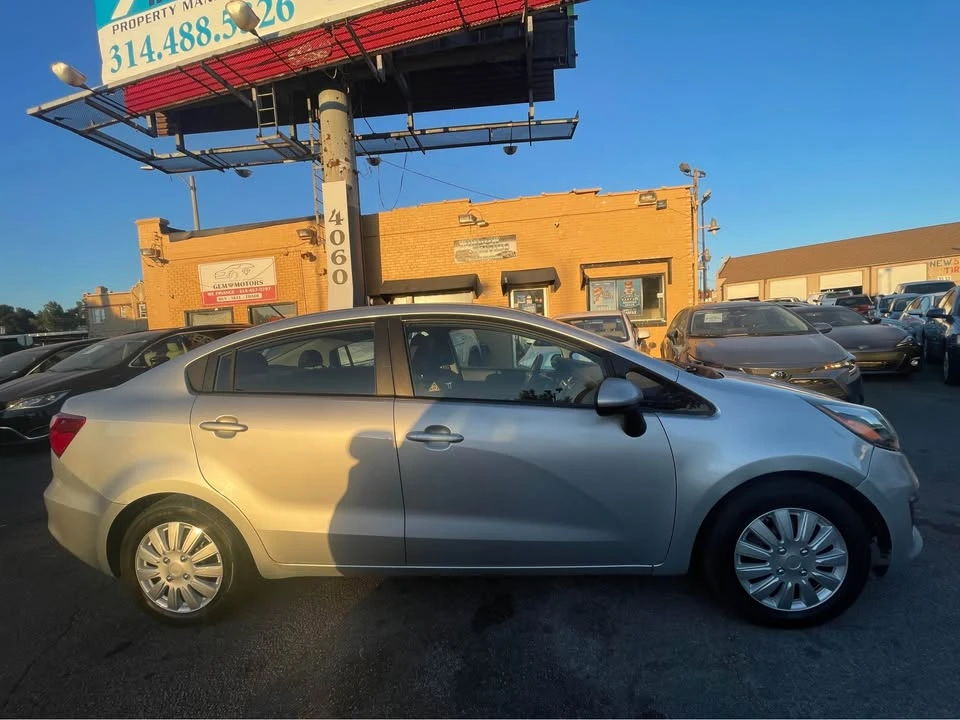 2016 Kia Rio - Image 8 of 19
