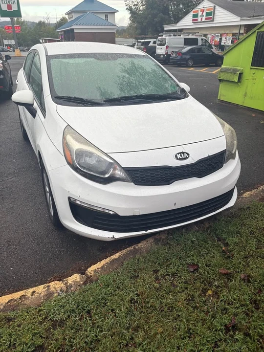 2016 Kia Rio - Image 3 of 12