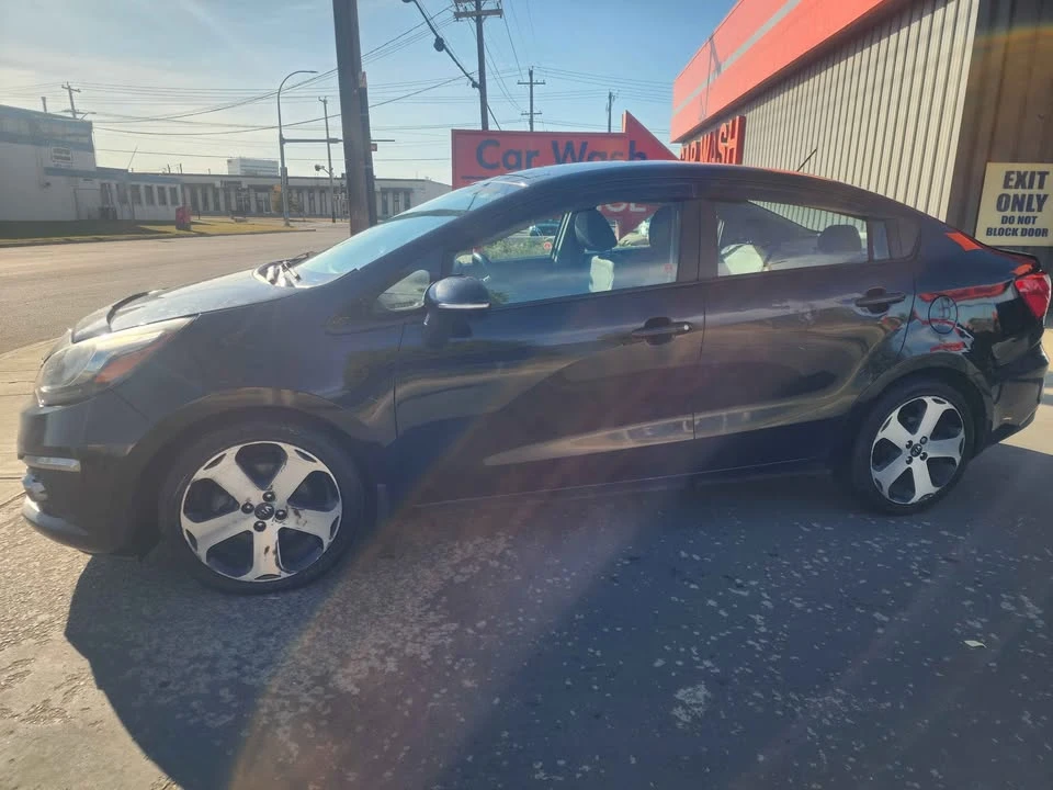 2016 Kia Rio - Image 11 of 12