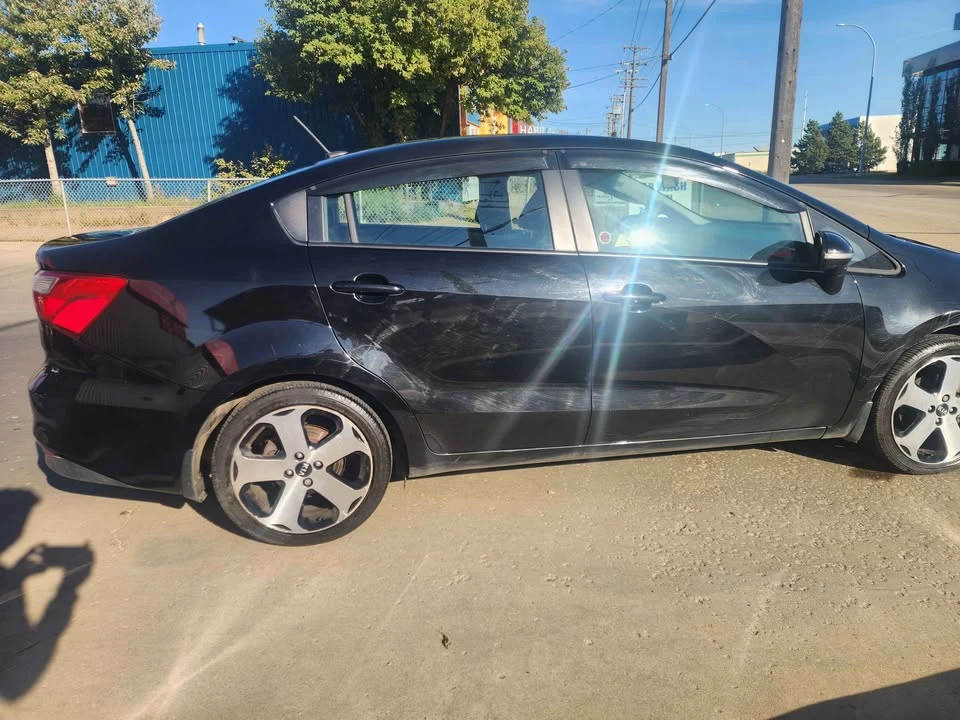 2016 Kia Rio - Image 10 of 12