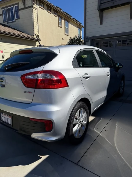 2016 Kia Rio - Image 3 of 5