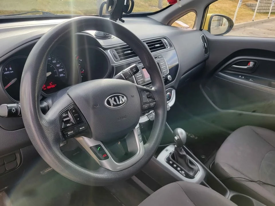 2016 Kia Rio - Image 9 of 9