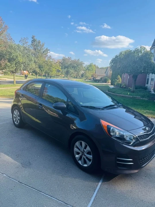2016 Kia Rio - Image 3 of 8