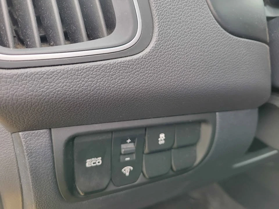 2016 Kia Rio - Image 8 of 9