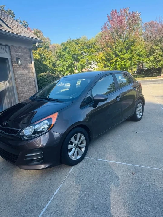 2016 Kia Rio - Image 4 of 8
