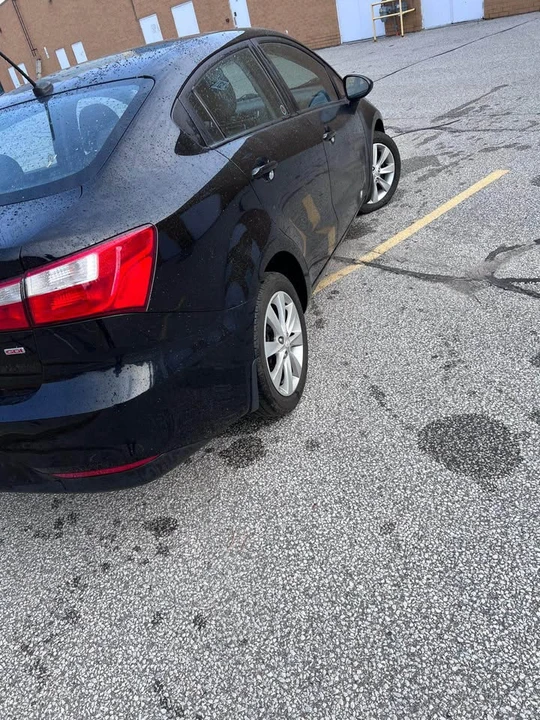 2016 Kia Rio - Image 2 of 5