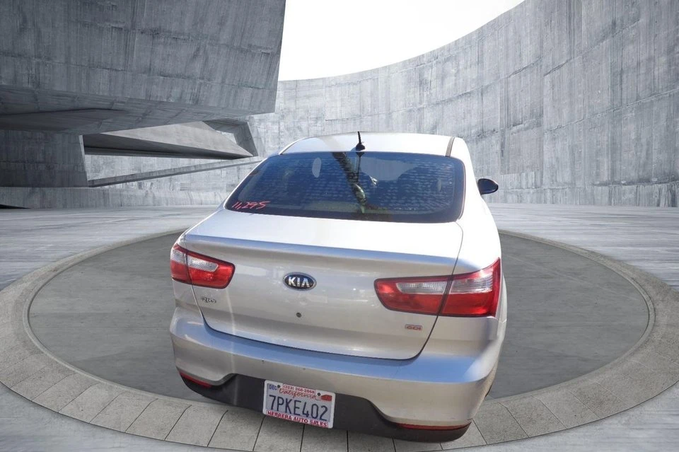 2016 Kia Rio - Image 2 of 11
