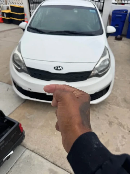 2016 Kia Rio - Image 6 of 7