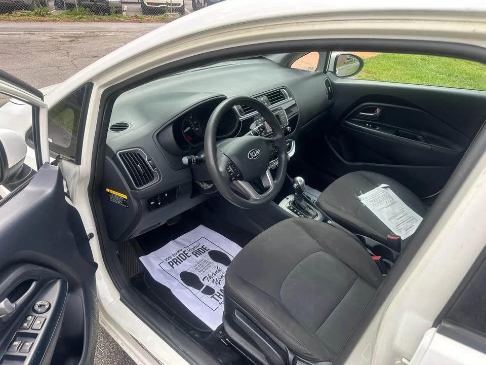 2016 Kia Rio - Image 5 of 6