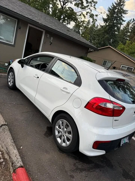 2016 Kia Rio - Image 5 of 5