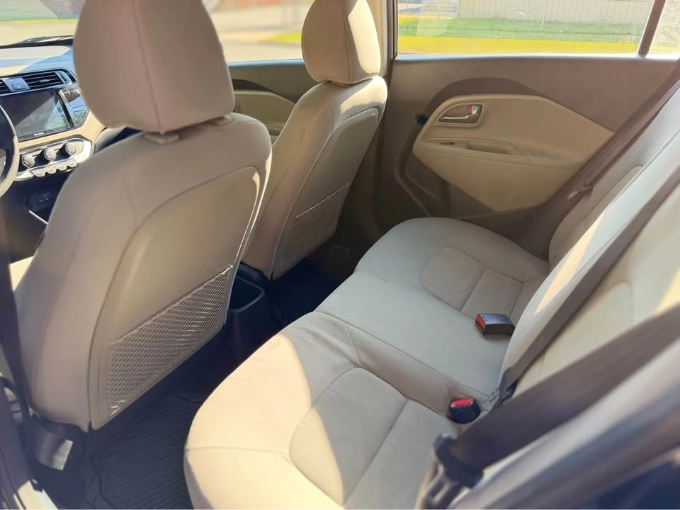 2016 Kia Rio - Image 16 of 17