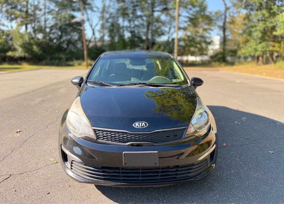 2016 Kia Rio - Image 2 of 17