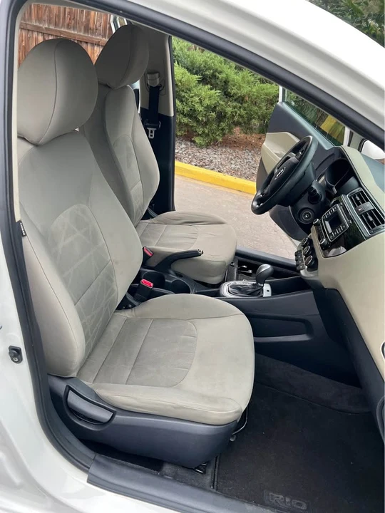 2016 Kia Rio - Image 13 of 14