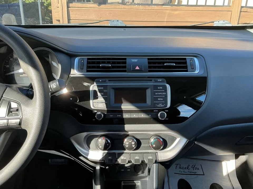2016 Kia Rio - Image 13 of 20