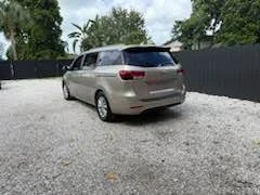 2016 Kia Carnival - Image 3 of 13