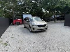 2016 Kia Carnival - Image 4 of 13