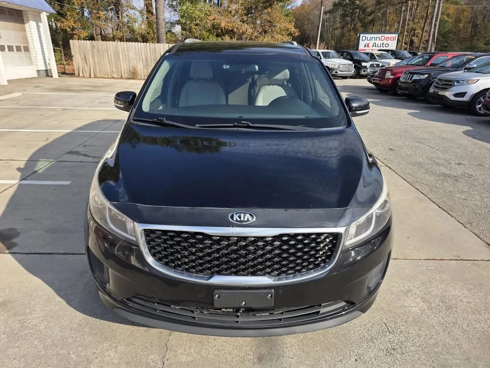 2016 Kia Carnival - Image 3 of 18