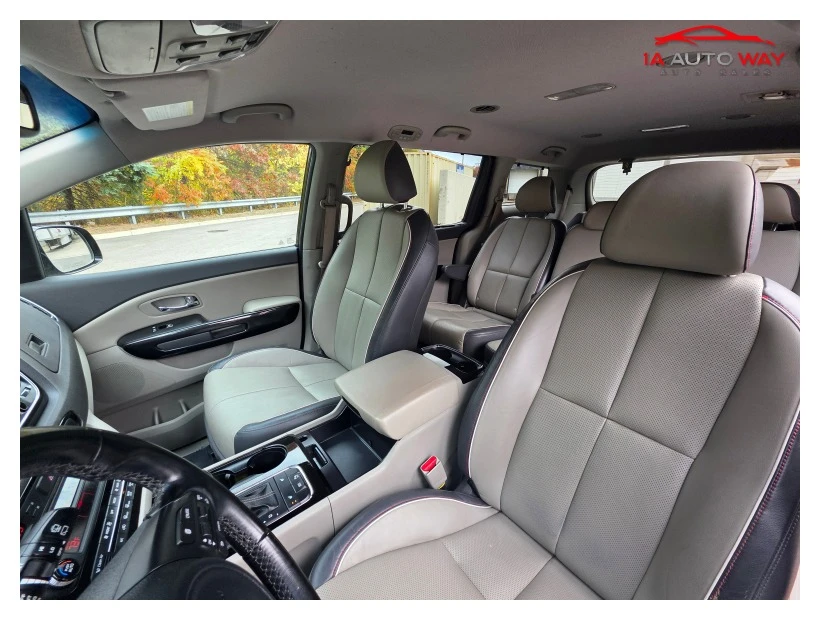 2016 Kia Carnival - Image 6 of 8