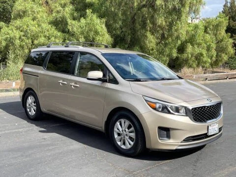 2016 Kia Carnival - Image 3 of 15