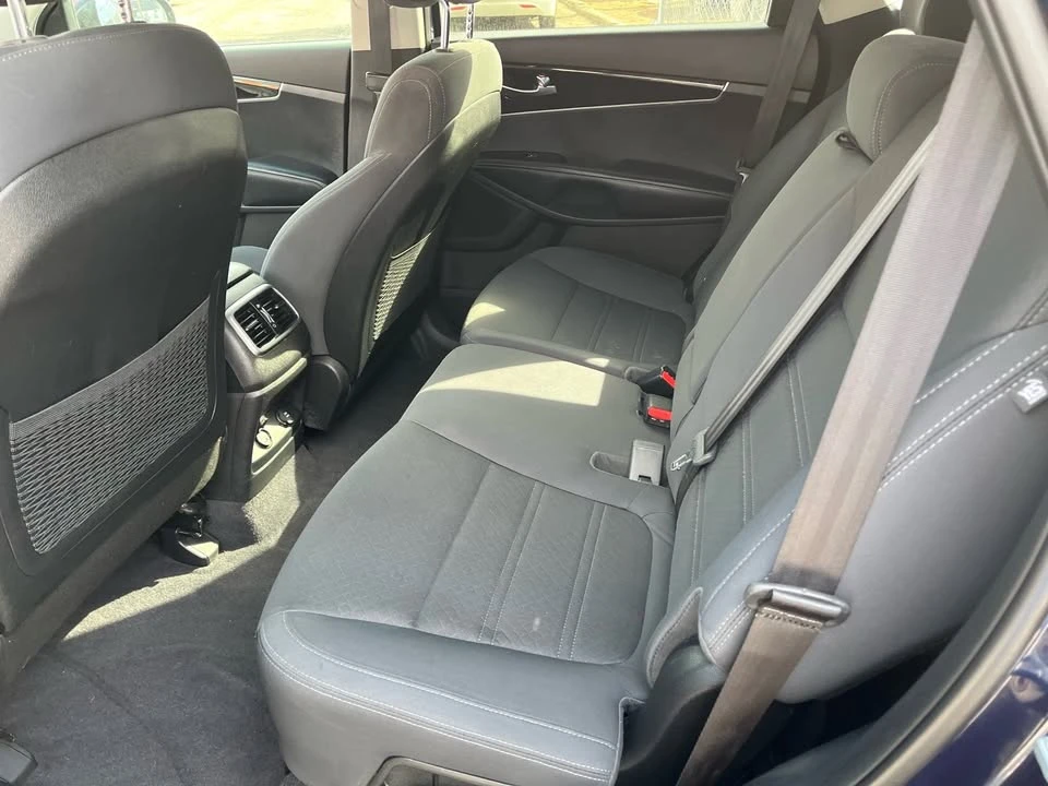 2016 Kia Sorento - Image 12 of 12