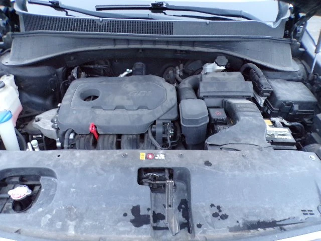 2016 Kia Sorento - Image 4 of 20