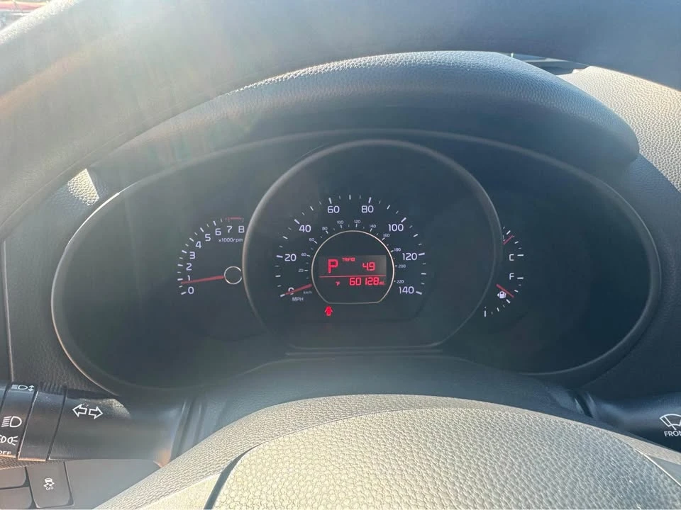 2016 Kia Soul - Image 9 of 17