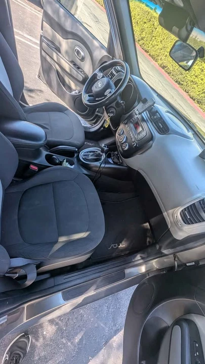 2016 Kia Soul - Image 5 of 16