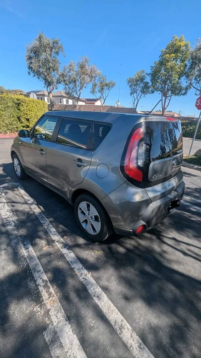 2016 Kia Soul - Image 2 of 16
