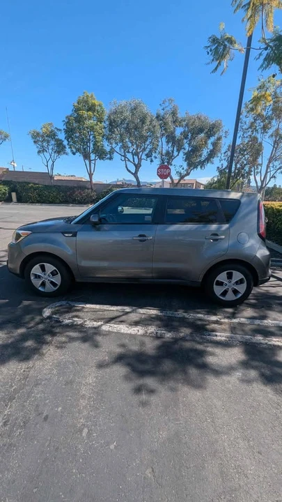 2016 Kia Soul - Image 13 of 16