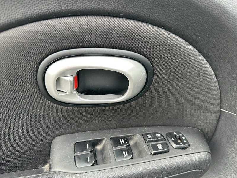 2016 Kia Soul - Image 11 of 14
