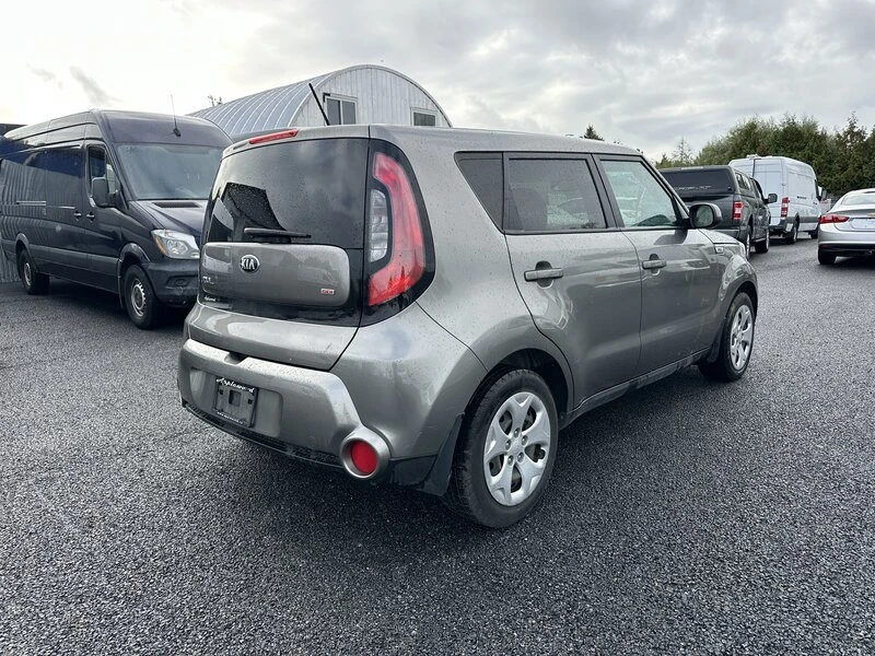 2016 Kia Soul - Image 5 of 14