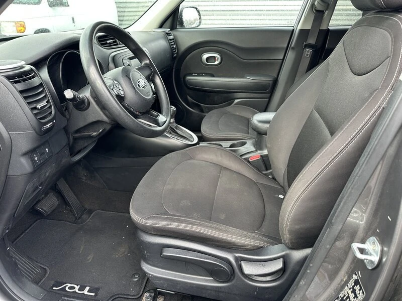 2016 Kia Soul - Image 9 of 14