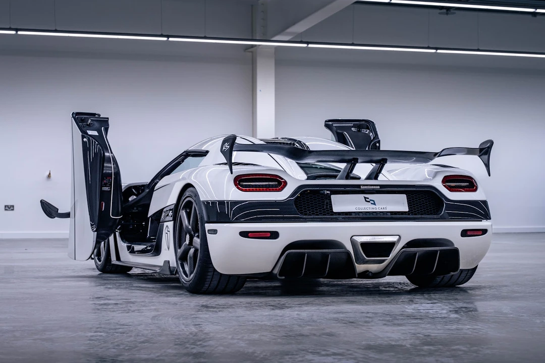 2016 Koenigsegg Agera - Image 2 of 20