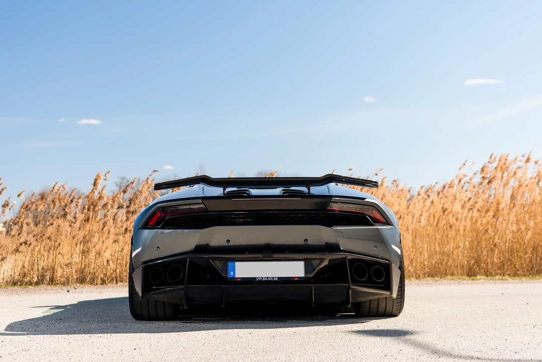 2016 Lamborghini Huracan LP610-4 - Image 7 of 31