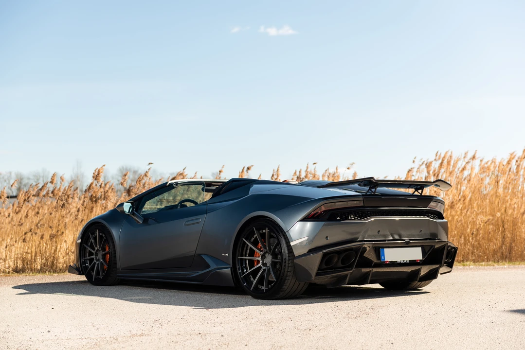 2016 Lamborghini Huracan LP610-4 - Image 6 of 31