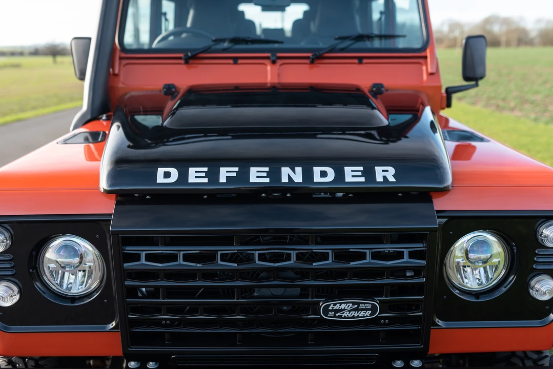 2016 Land Rover Defender 110 - Image 29 of 31