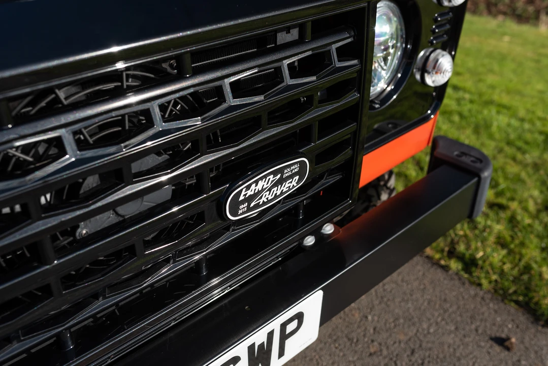 2016 Land Rover Defender 110 - Image 21 of 31