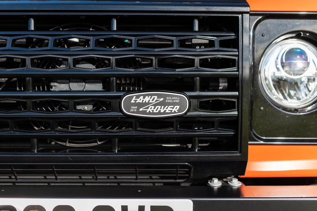 2016 Land Rover Defender 110 - Image 22 of 31